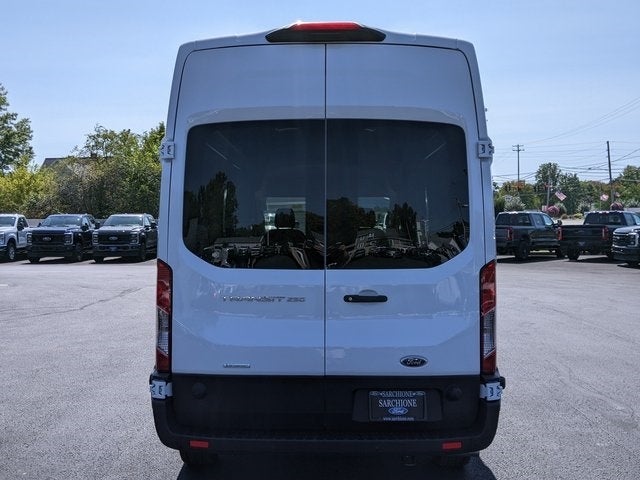 2024 Ford Transit-250 HR