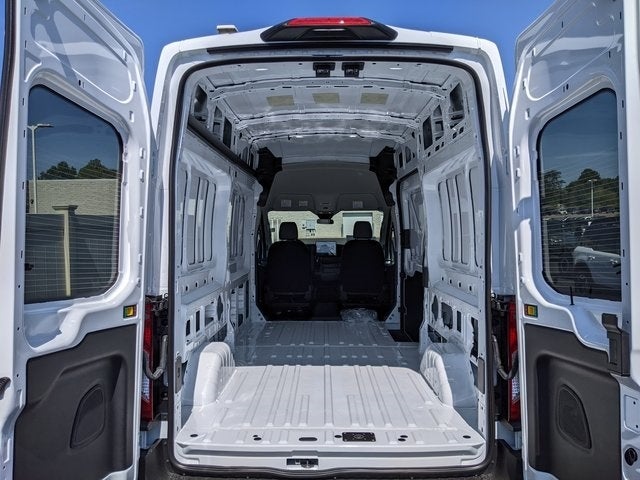 2024 Ford Transit-250 HR