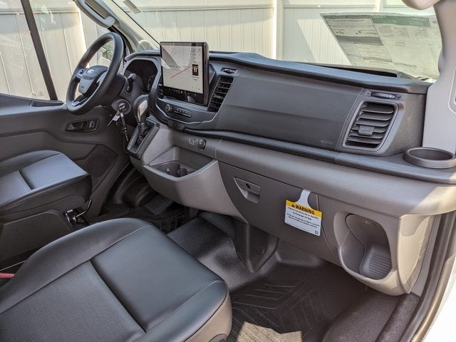2024 Ford Transit-250 HR
