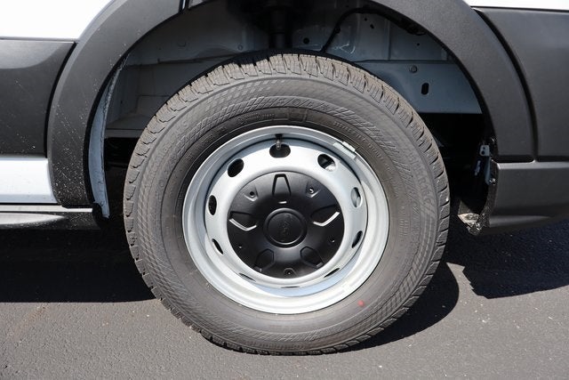 2025 Ford Transit-250 LR