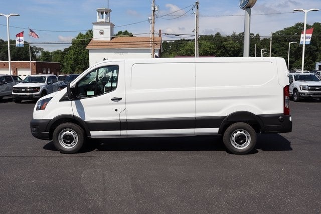 2025 Ford Transit-250 LR
