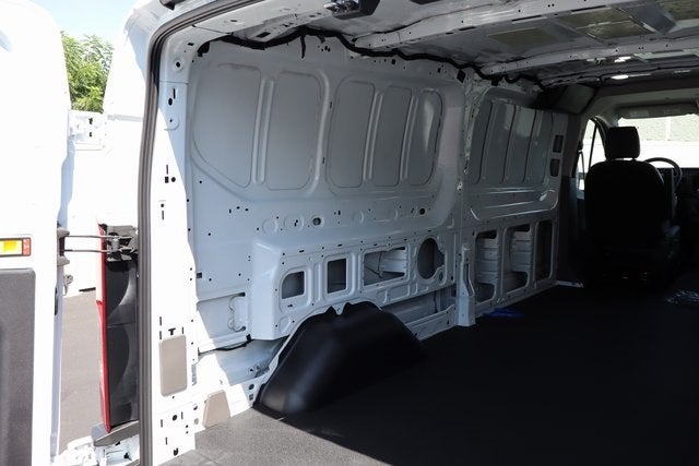 2025 Ford Transit-250 LR