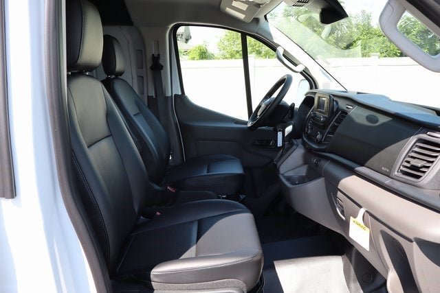 2025 Ford Transit-250 LR