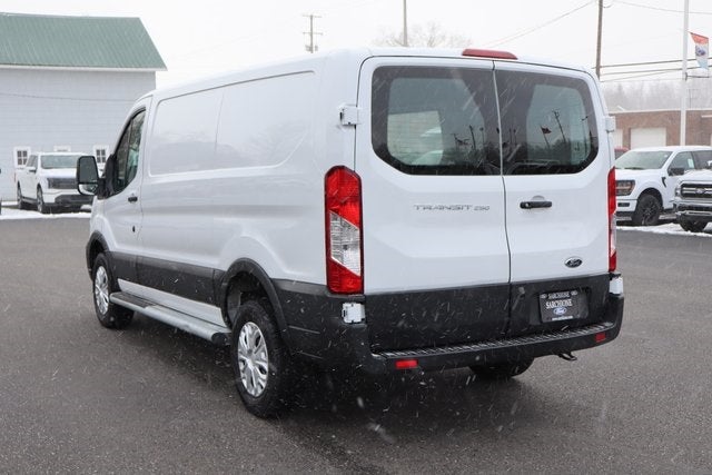 2024 Ford Transit-250 LR
