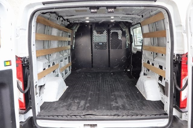 2024 Ford Transit-250 LR