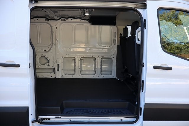 2025 Ford Transit-250 LR