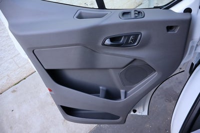 2025 Ford Transit-250 LR