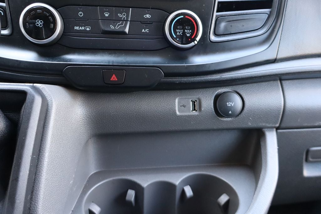 2024 Ford Transit-250 LR