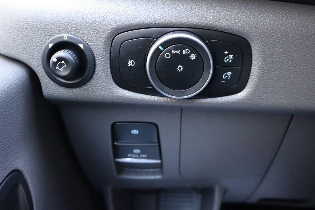 2024 Ford Transit-250 LR