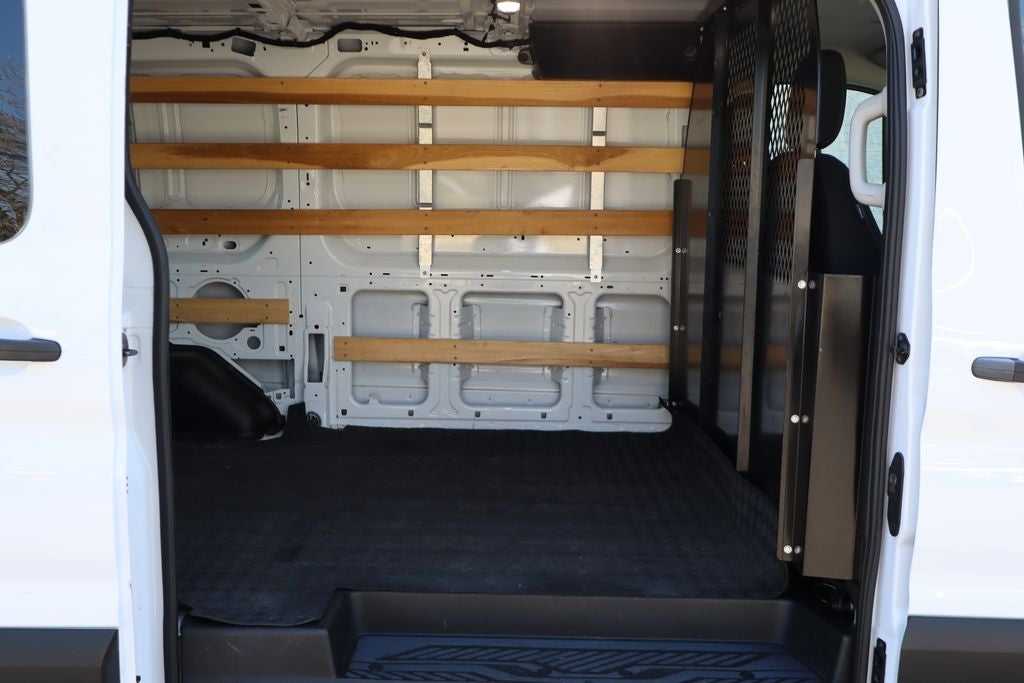 2024 Ford Transit-250 LR