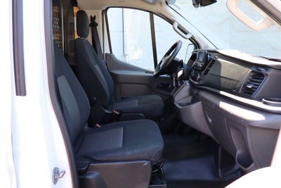 2024 Ford Transit-250 LR