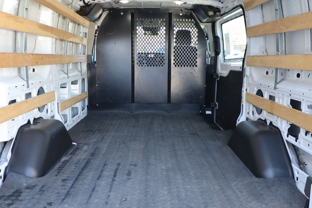 2024 Ford Transit-250 LR