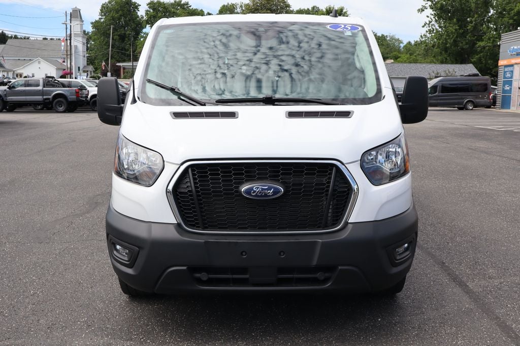 2025 Ford Transit-250 LR
