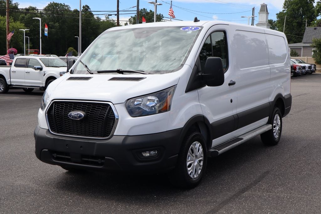 2025 Ford Transit-250 LR