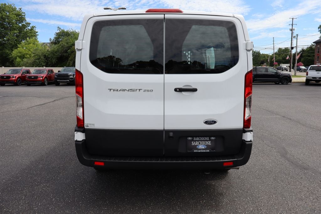 2025 Ford Transit-250 LR