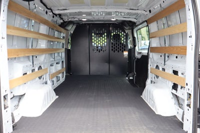 2025 Ford Transit-250 LR