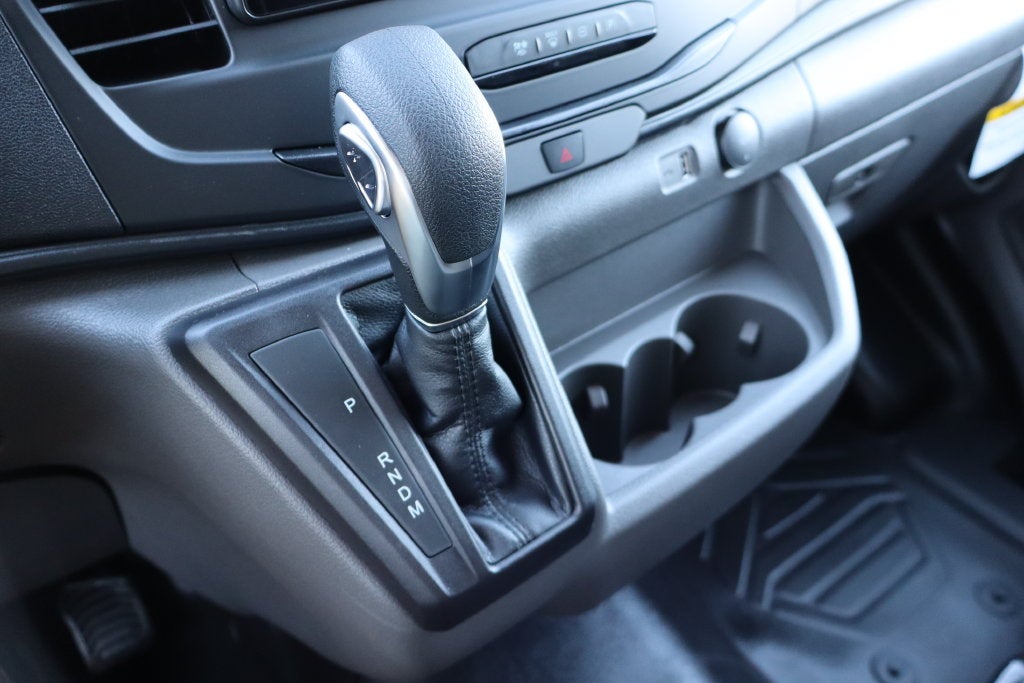 2027 Ford Transit-250 LR