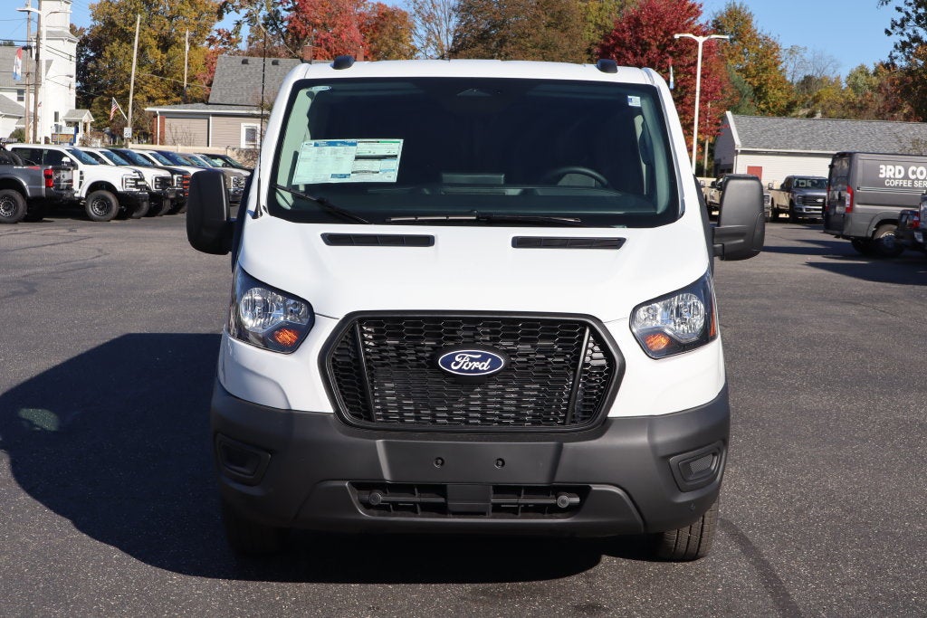 2027 Ford Transit-250 LR