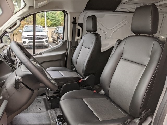 2024 Ford Transit-250 LR