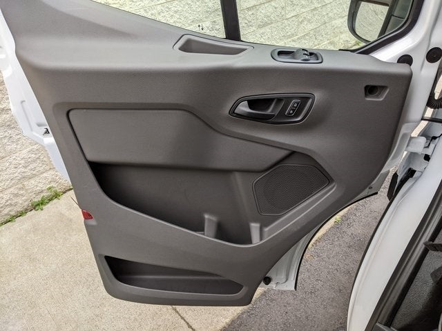 2024 Ford Transit-250 LR