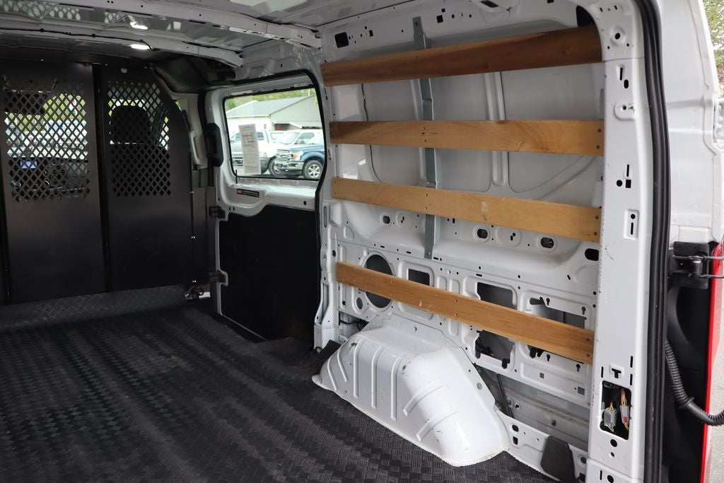2024 Ford Transit-250 LR