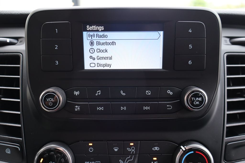 2024 Ford Transit-250 LR