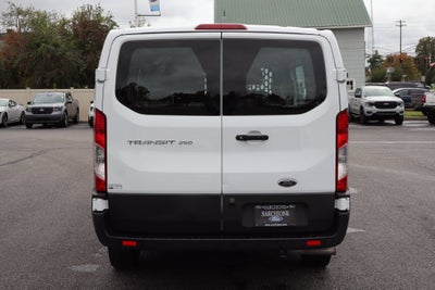 2025 Ford Transit-250 LR
