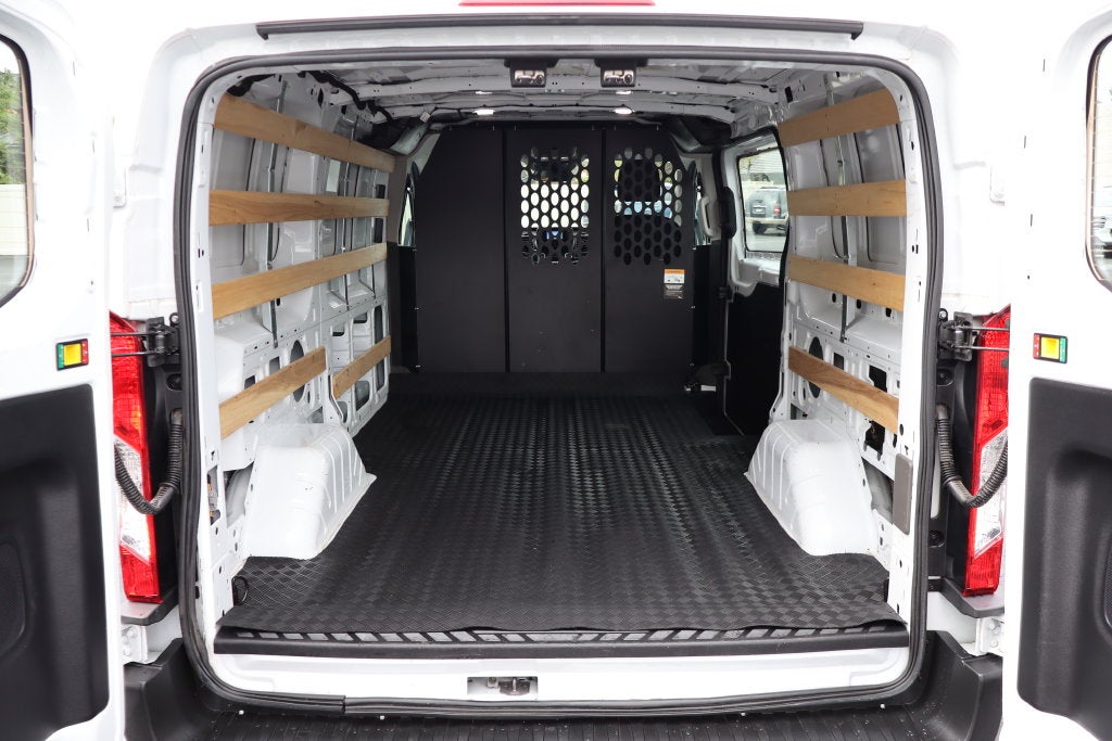 2025 Ford Transit-250 LR