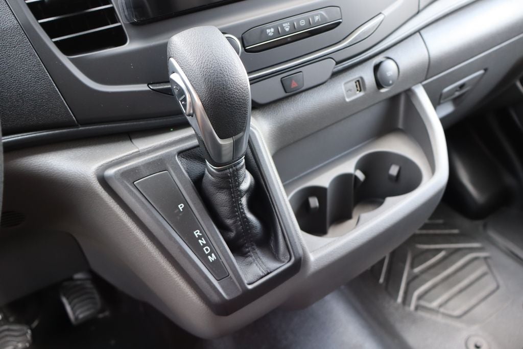2026 Ford Transit-250 LR