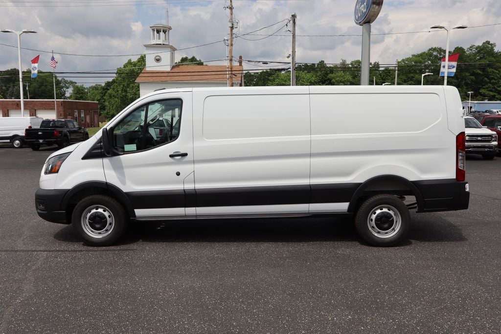 2026 Ford Transit-250 LR