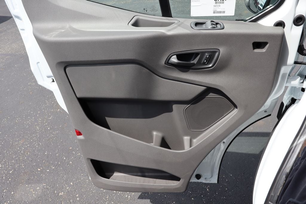 2026 Ford Transit-250 LR