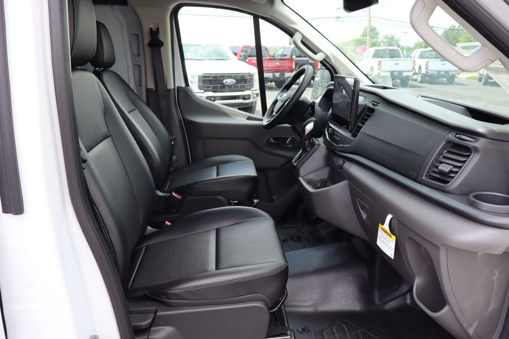 2026 Ford Transit-250 LR