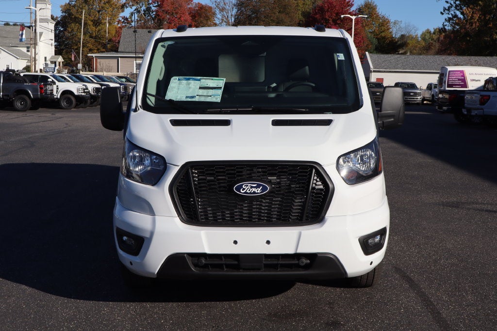 2027 Ford Transit-250 LR