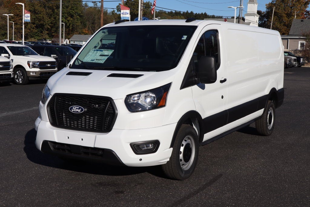 2027 Ford Transit-250 LR