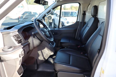 2027 Ford Transit-250 LR
