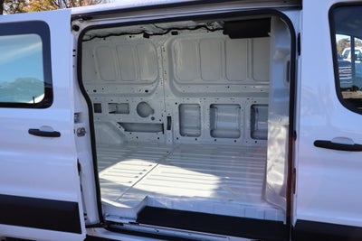 2027 Ford Transit-250 LR