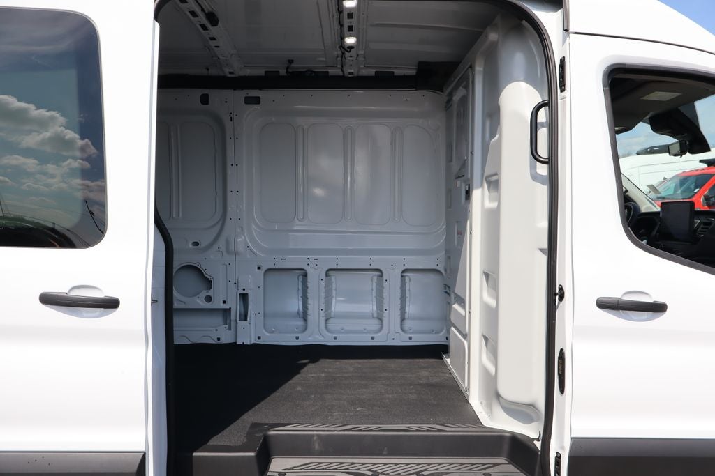 2026 Ford Transit-250 MR