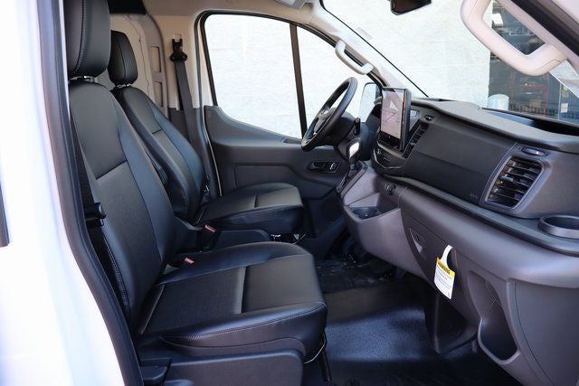 2026 Ford Transit-250 LR