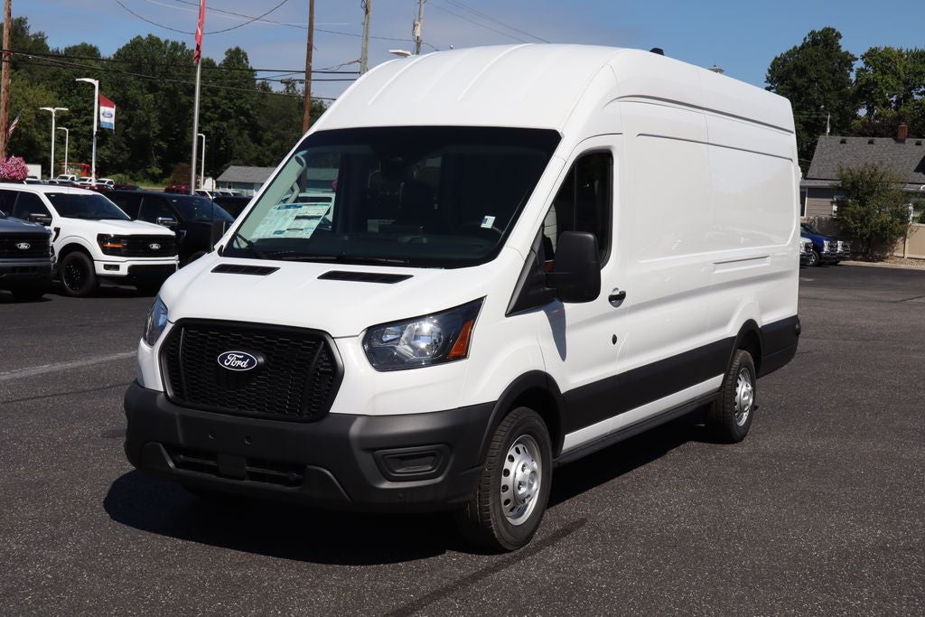 2026 Ford Transit-250 HR