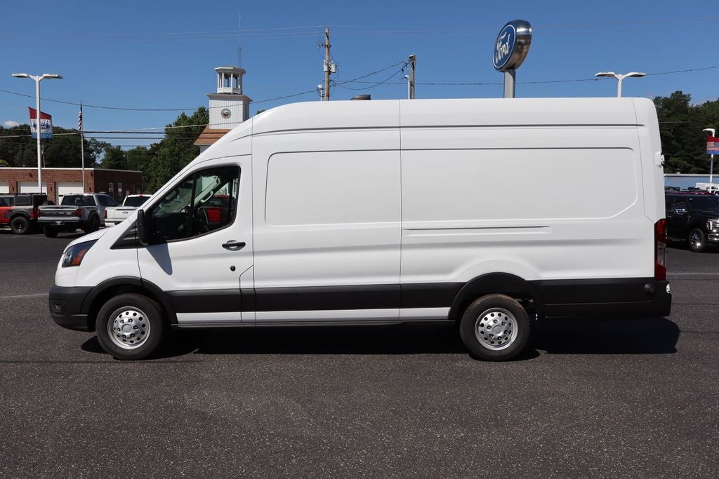 2026 Ford Transit-250 HR