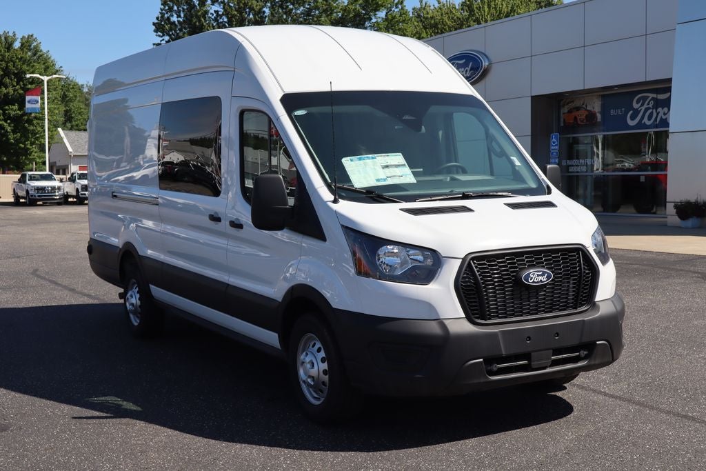 2026 Ford Transit-250 HR