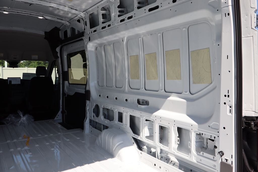 2026 Ford Transit-250 HR