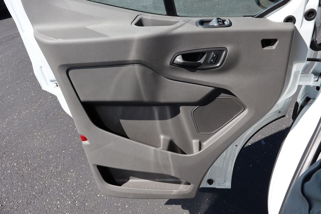 2026 Ford Transit-250 HR