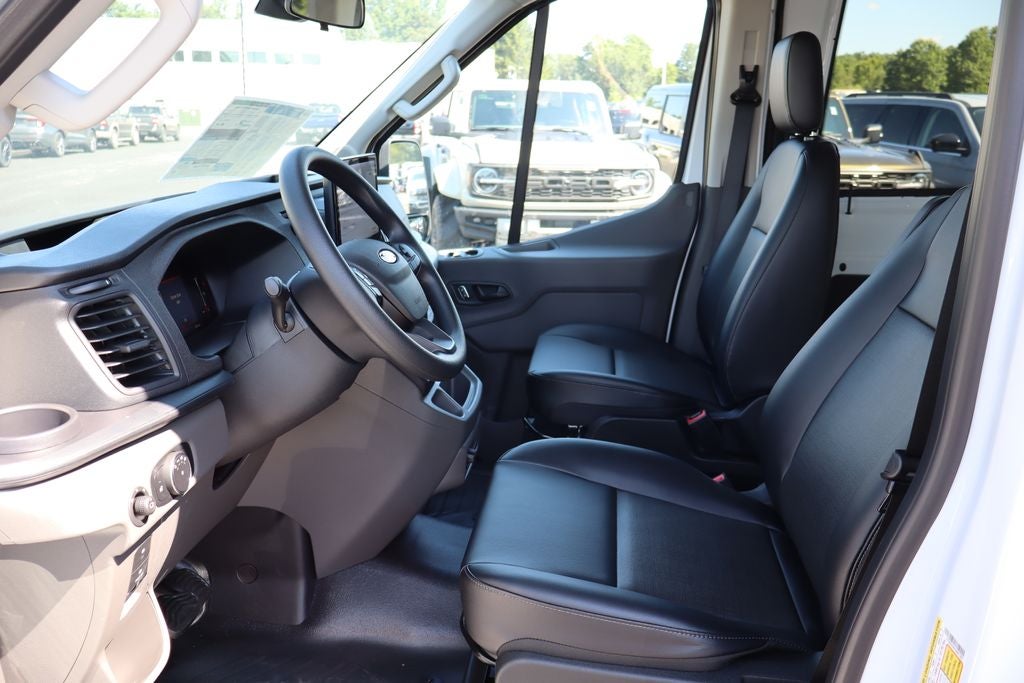 2026 Ford Transit-250 HR