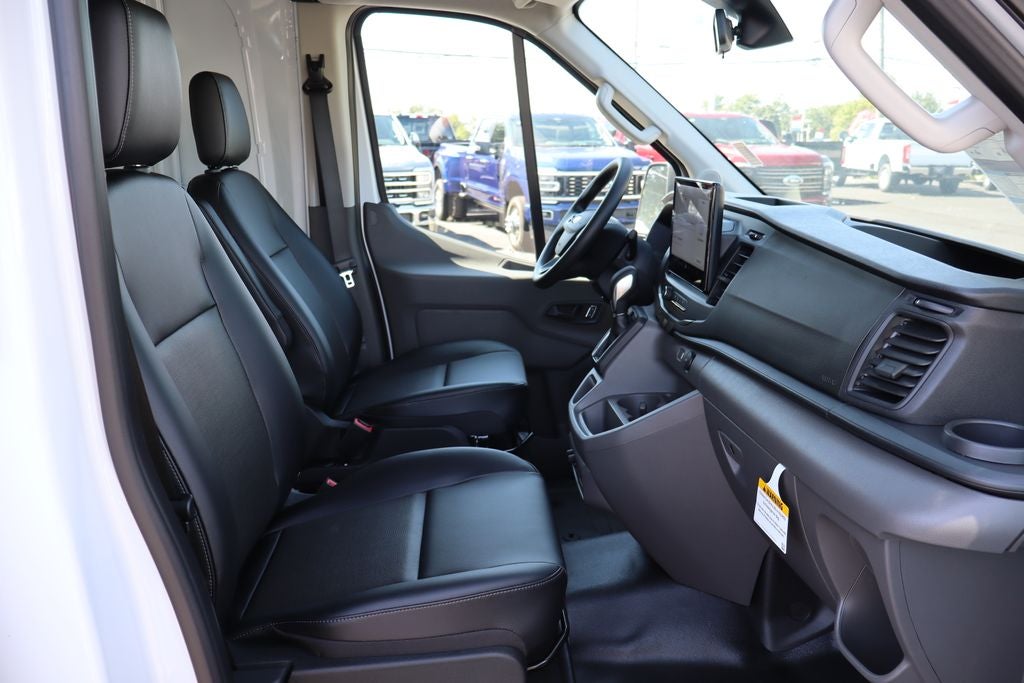 2026 Ford Transit-250 HR