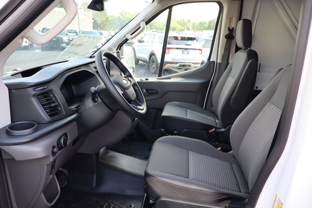 2026 Ford Transit-350 HR