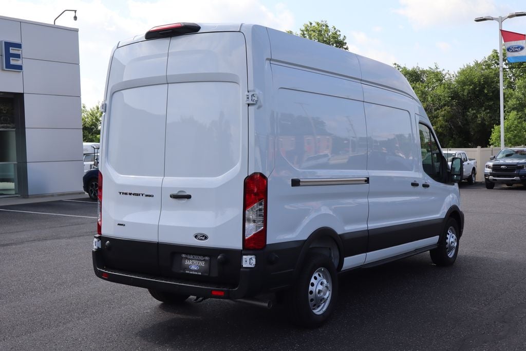 2026 Ford Transit-350 HR