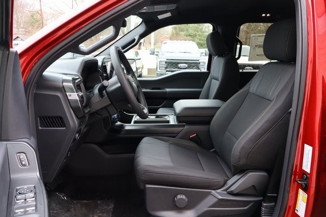 2025 Ford F-150 STX LOBO