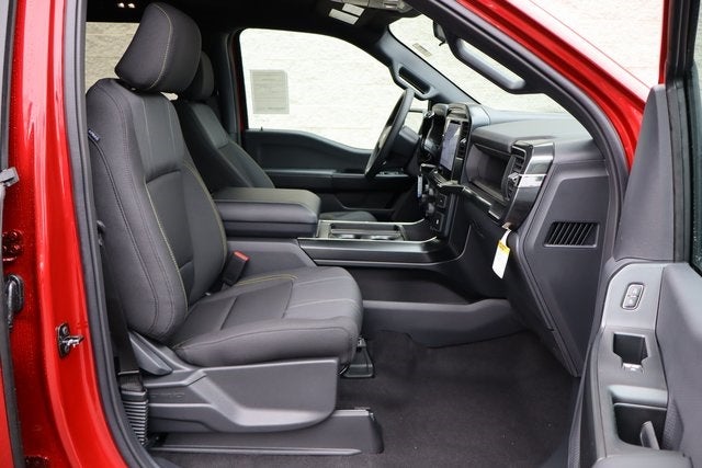 2025 Ford F-150 STX LOBO