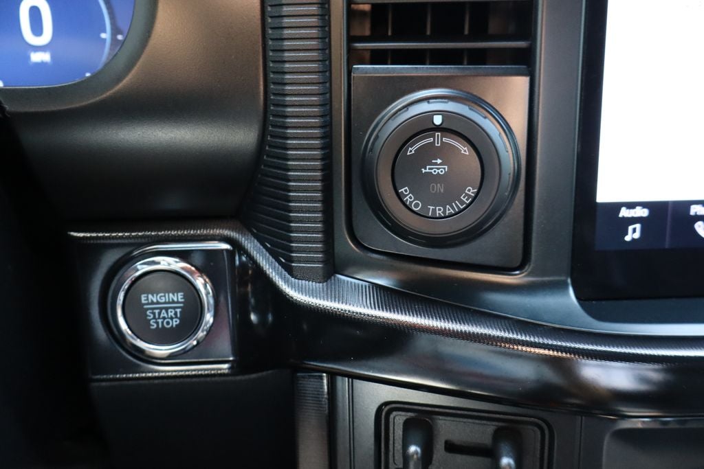 2025 Ford F-150 Raptor R